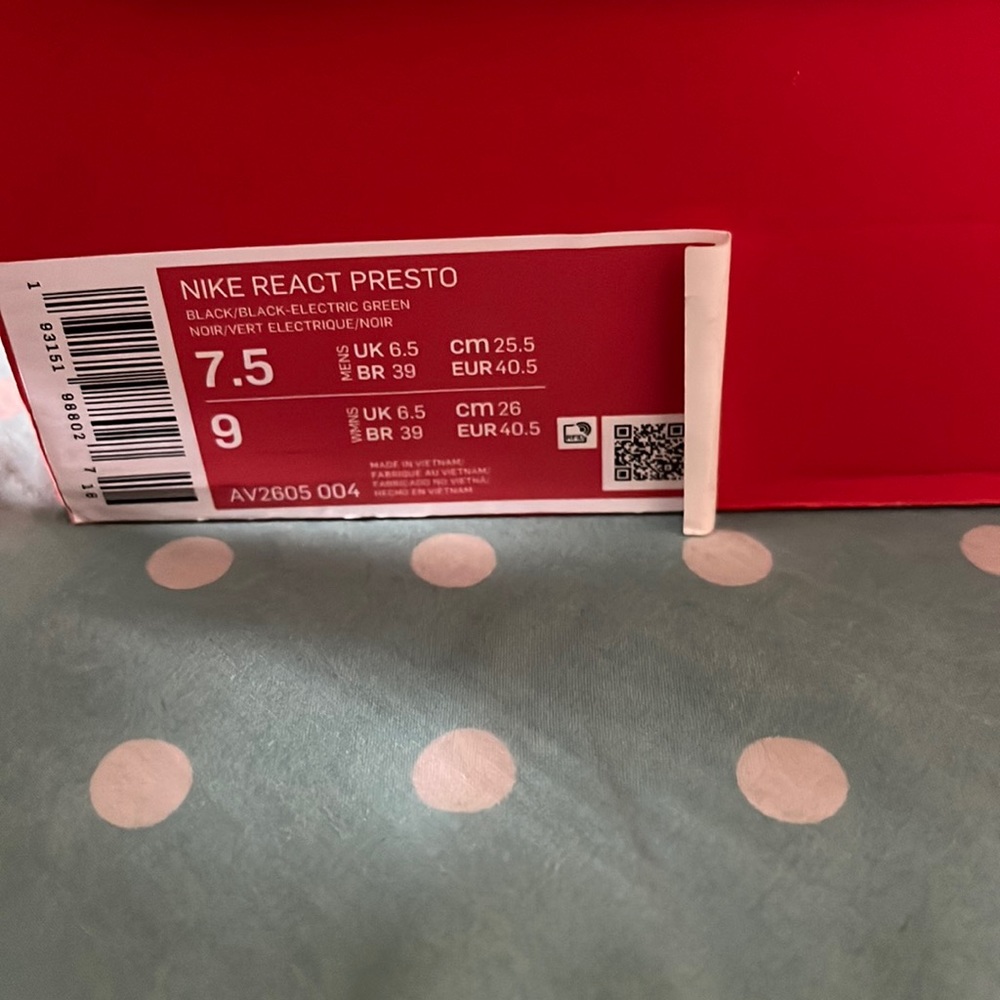 nike presto black cats worn once